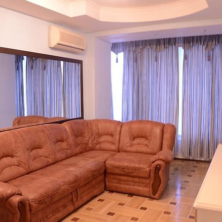 Like Hostel Kijów Zewnętrze zdjęcie
